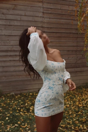 Аня - Индивидуалка СПб, размер груди 1, метро Горьковская